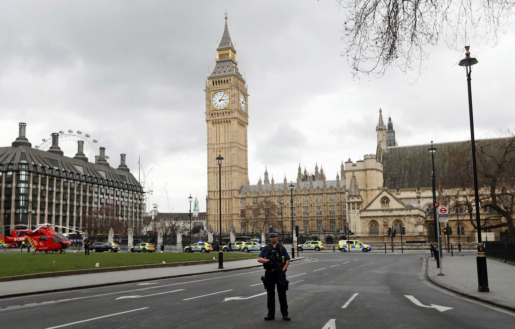 Britain_Parliament_Incident_13136.jpg