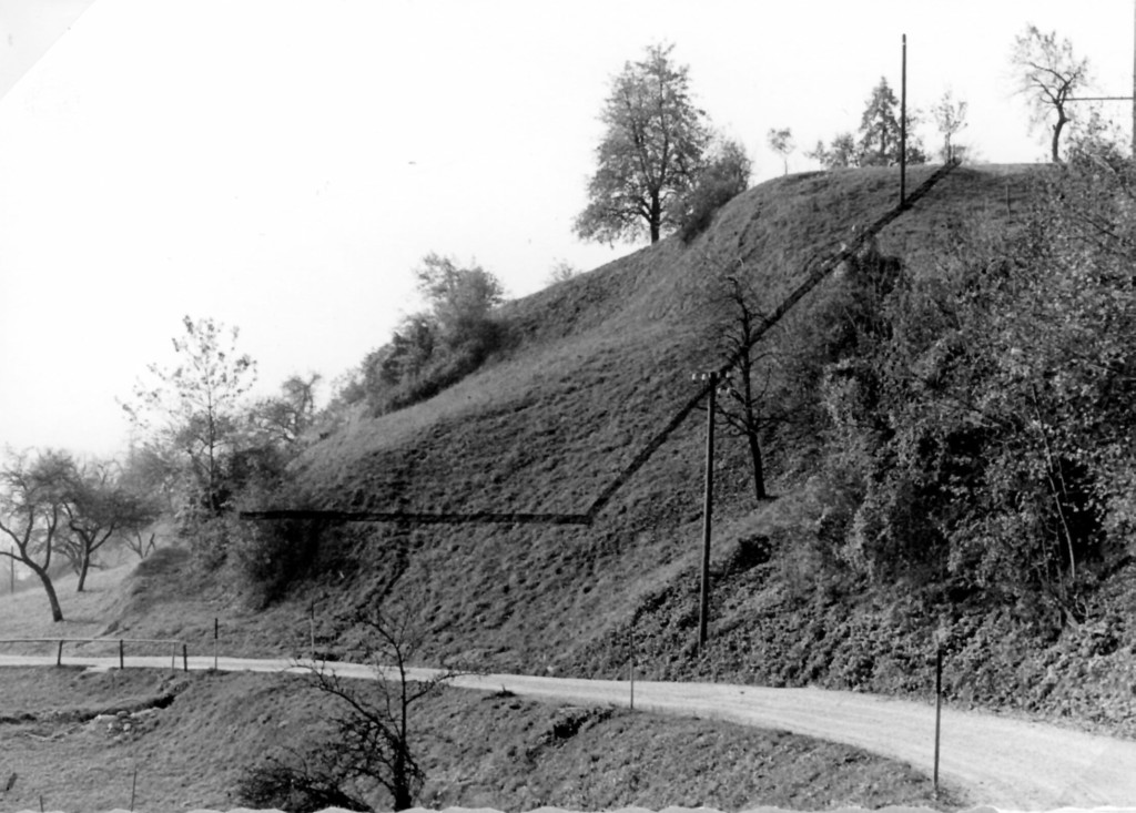 weiler-halden_alte stra__e_bei GH Hohe kugel_km 1_4.jpg