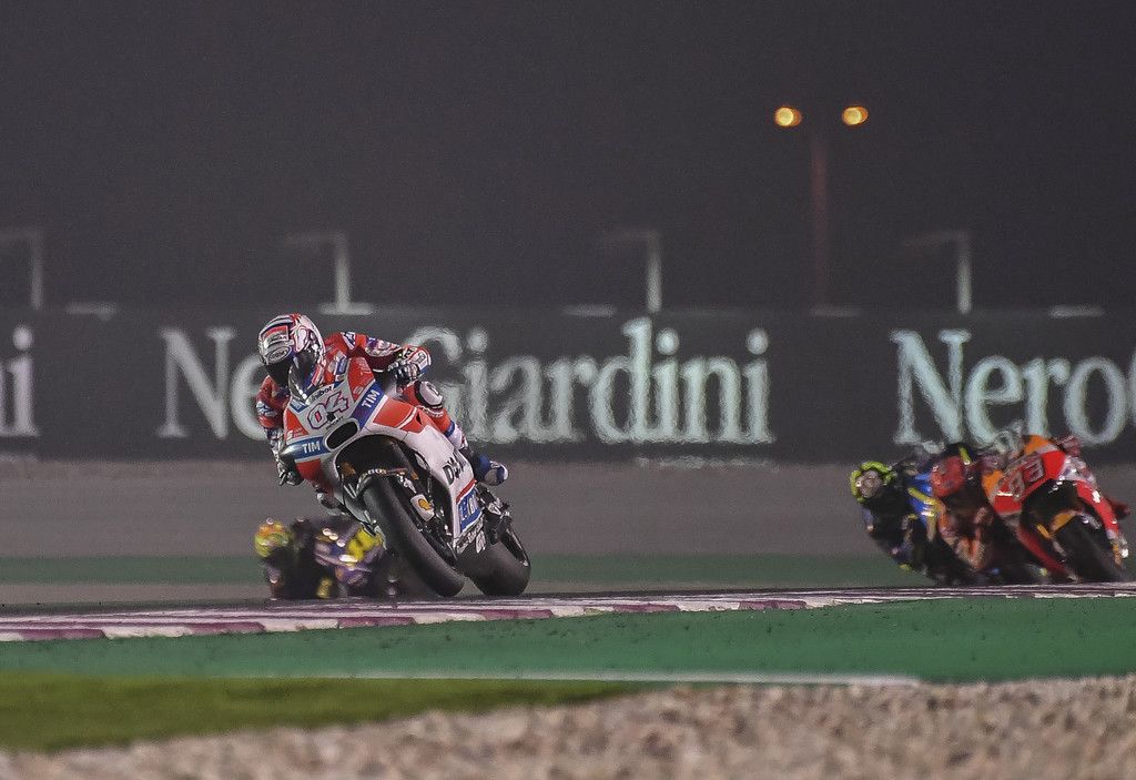 Qatar_MotoGP_Motorcycle_Racing_85986.jpg