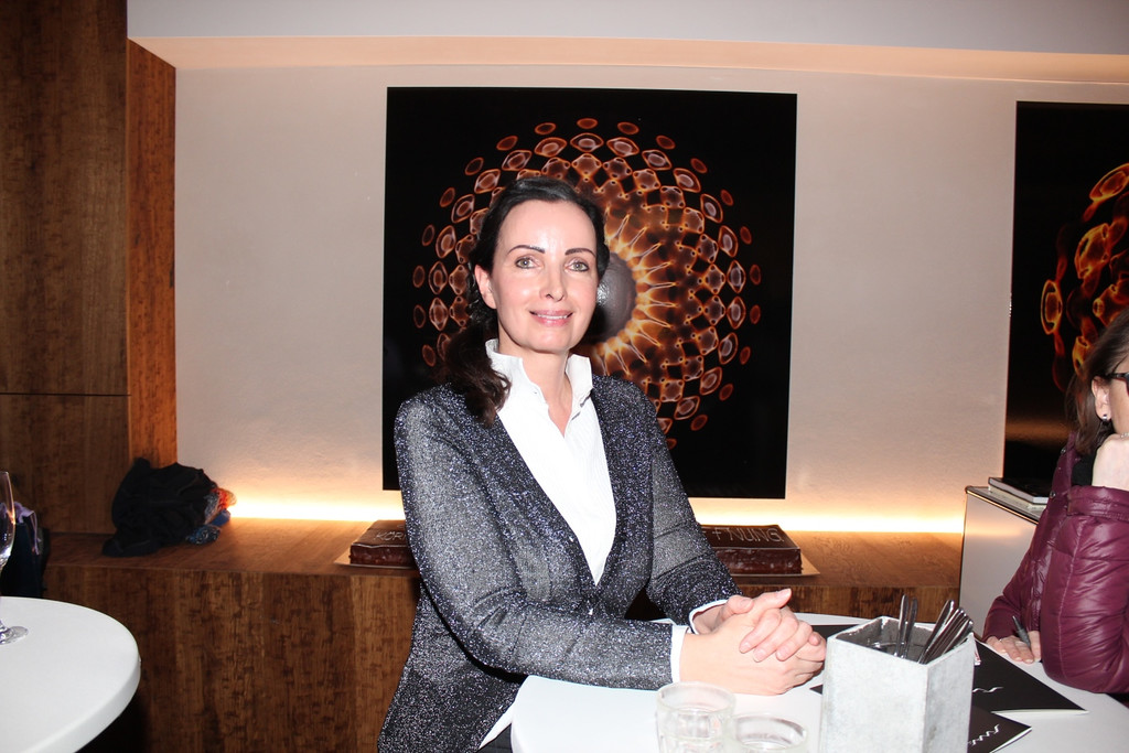Marlene Arnoldi.jpg