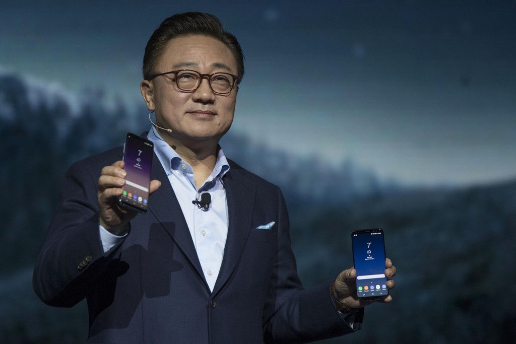 Samsungs_Next_Phone_52213.jpg