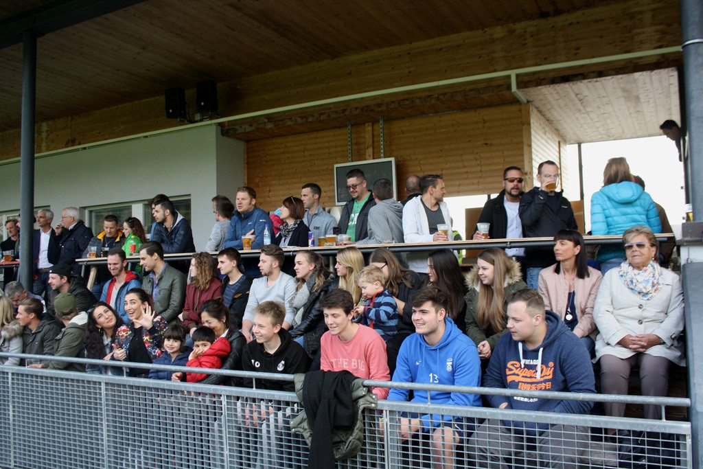 Fu__ball MENSCHEN Spiel SVL gegen Th__ringen 01-04-2017 _5_.JPG