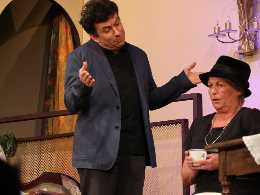 BK_Goefis Theater Erben ist nicht leicht 13.jpg