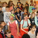 Lesetag Volksschule A CLOWNTHEATER Klassenfoto 06-04-2017 _5_.JPG