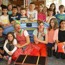 Lesetag Volksschule A CLOWNTHEATER Klassenfoto 06-04-2017 _6_.JPG