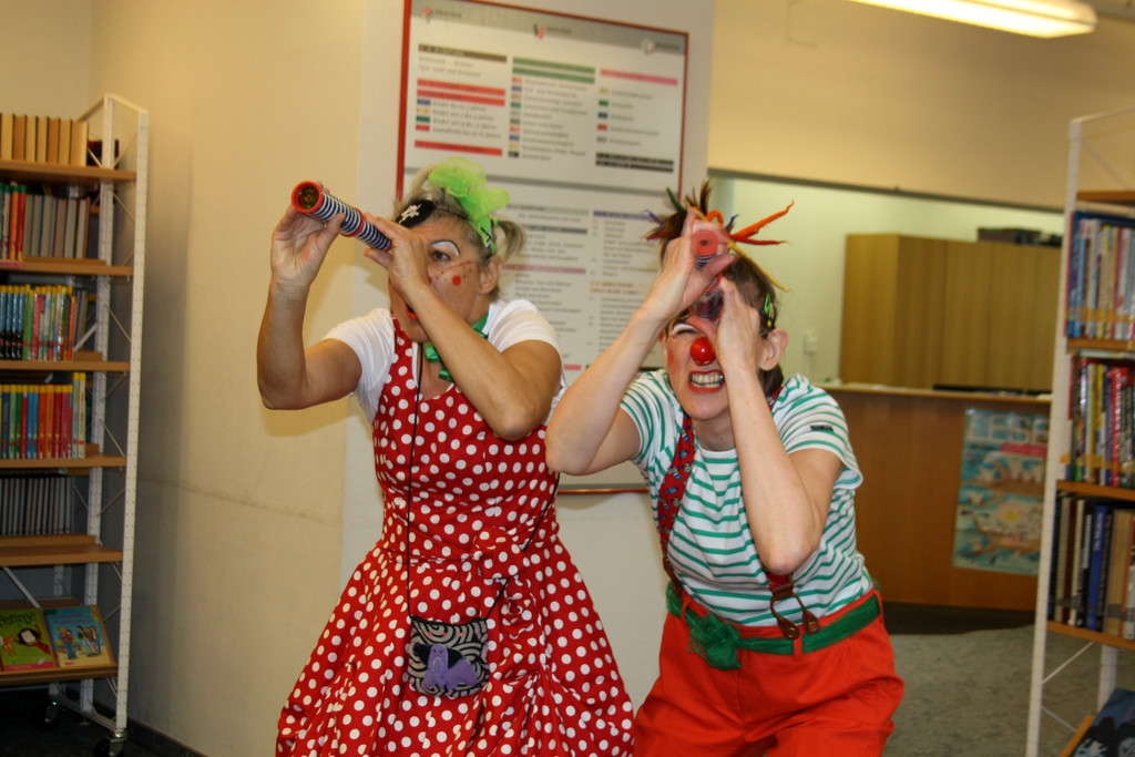 Lesetag Volksschule B CLOWNTHEATER 06-04-2017 _5_.JPG