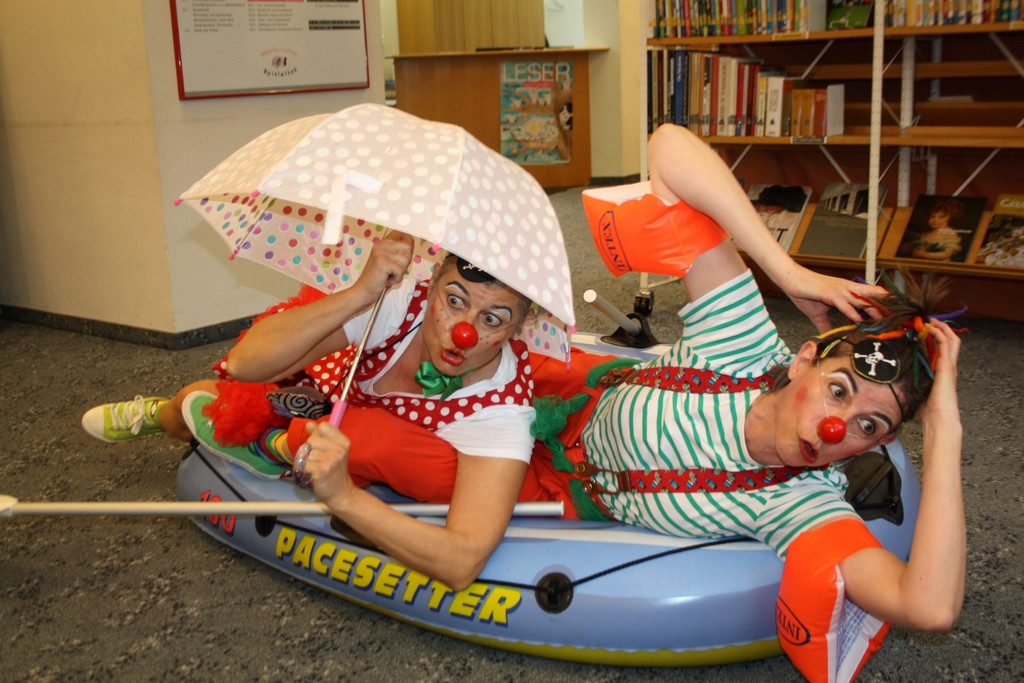 Lesetag Volksschule B CLOWNTHEATER 06-04-2017 _8_.JPG