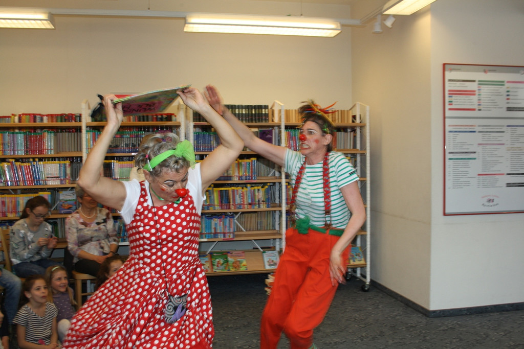 Lesetag Volksschule B CLOWNTHEATER 06-04-2017 _14_.JPG