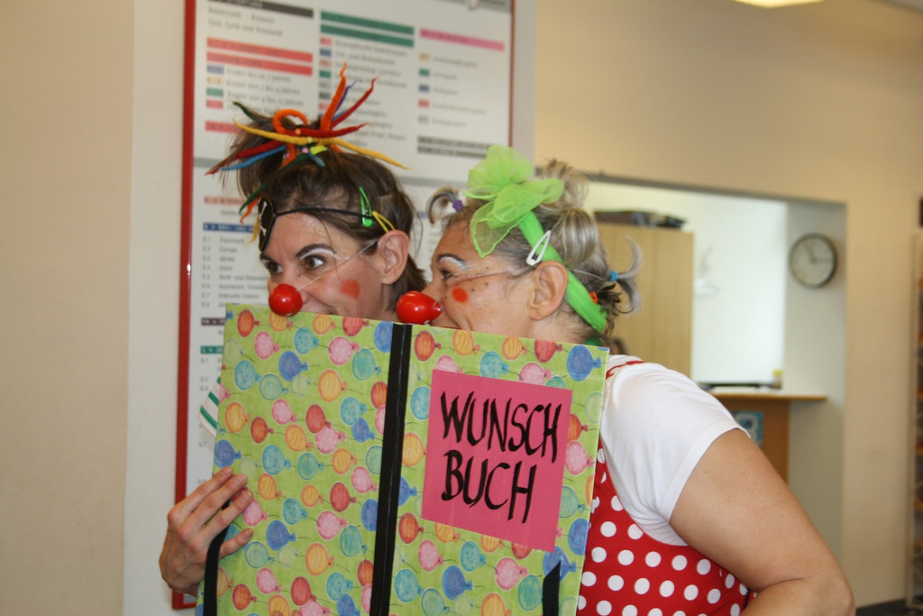 Lesetag Volksschule B CLOWNTHEATER 06-04-2017 _17_.JPG