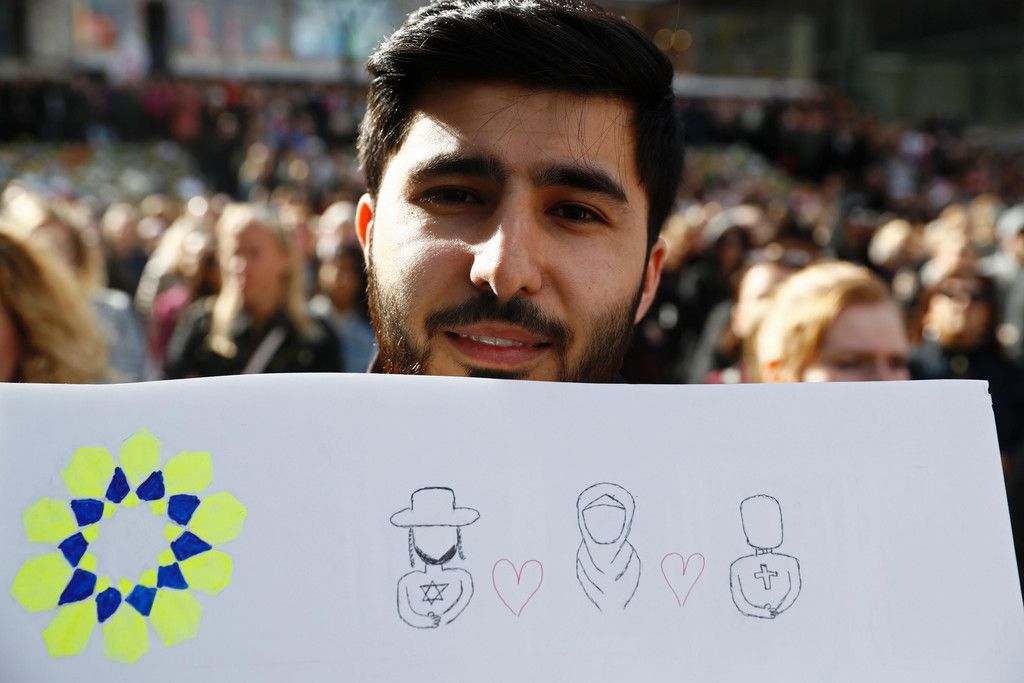 AFP_NE9TS.jpg