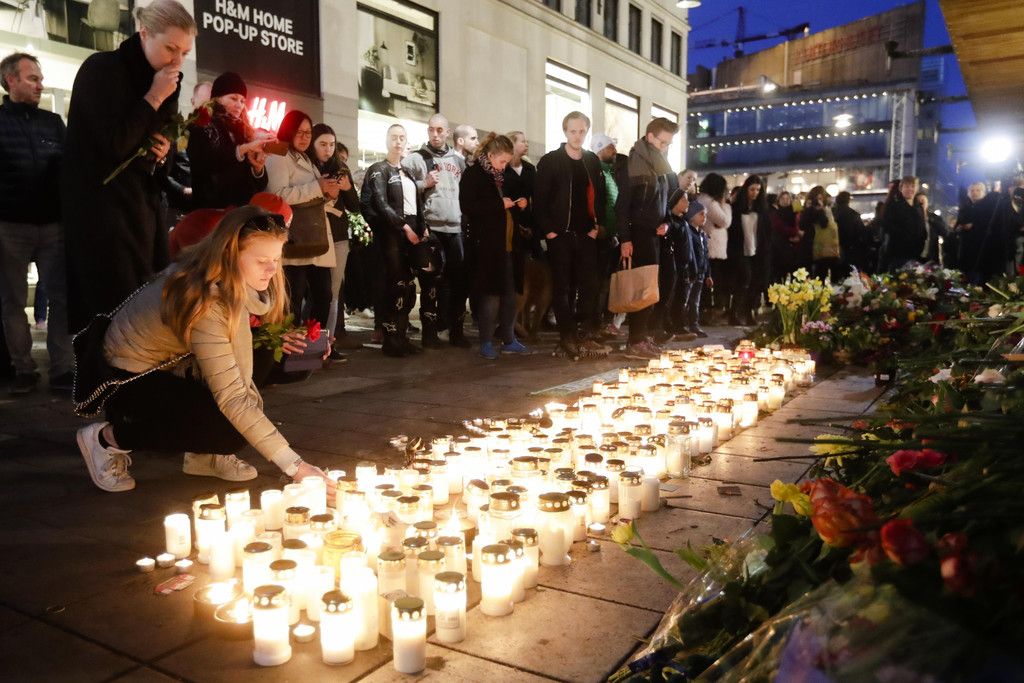 Sweden_Truck_Crash_85244.jpg