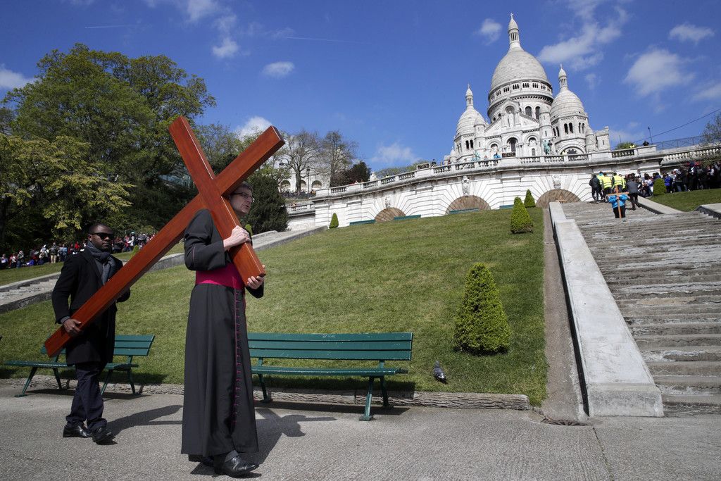 France_Good_Friday_16749.jpg