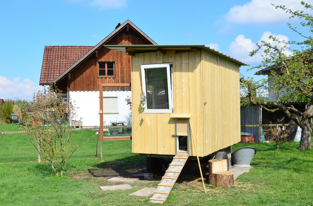 H__hnerstall 200417_6.JPG