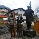 Franz-Josef Mathies und Angelika Walch kamen in alter Skibekleidung _5_.jpg