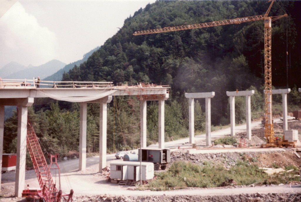 L73_Rainbergbr__cke_Aug1980_4__c_Land Vbg-Stra__enbau.jpg