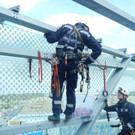 2017-04-21_H__henretter der Berufsfeuerwehr Wien bergen Kr__hennest__C_MA6___.jpg