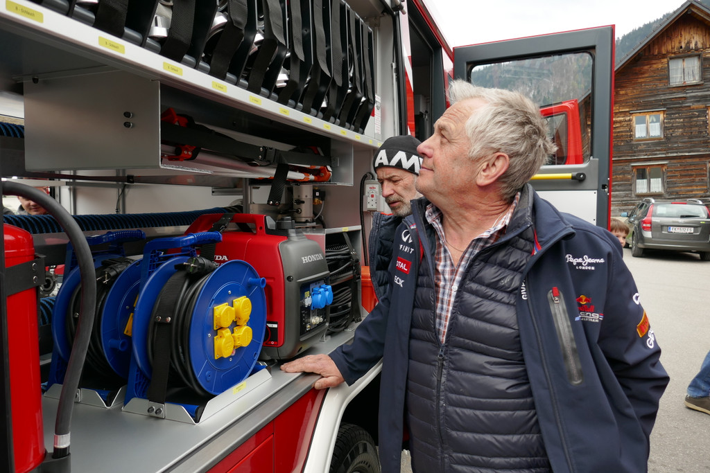 Neues L__schfahrzeug _31_.JPG