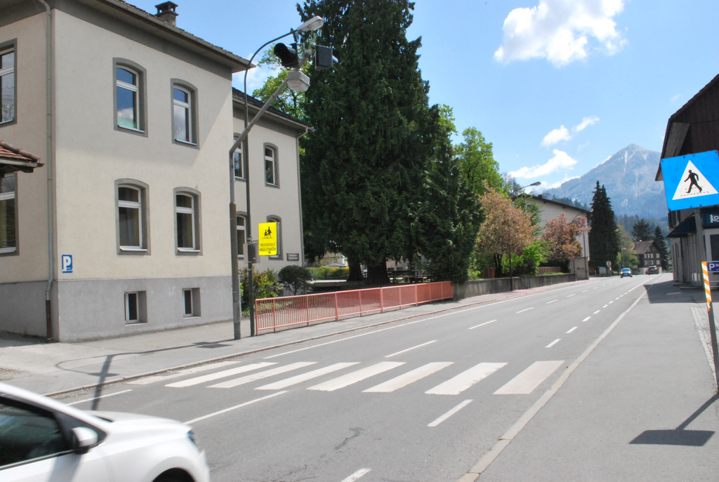 Der stra__enseitige Altbau bleibt bestehen_ DSC_2469.JPG