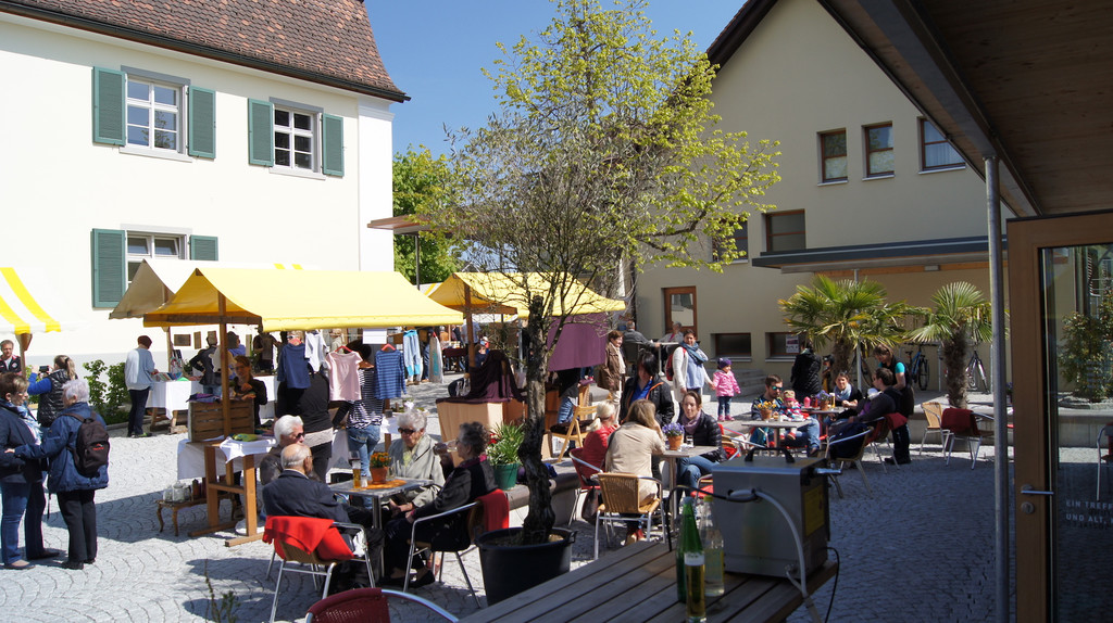 G__fner Dorfmarkt - Stimmung 1 - _c_Richard Sonderegger.jpg