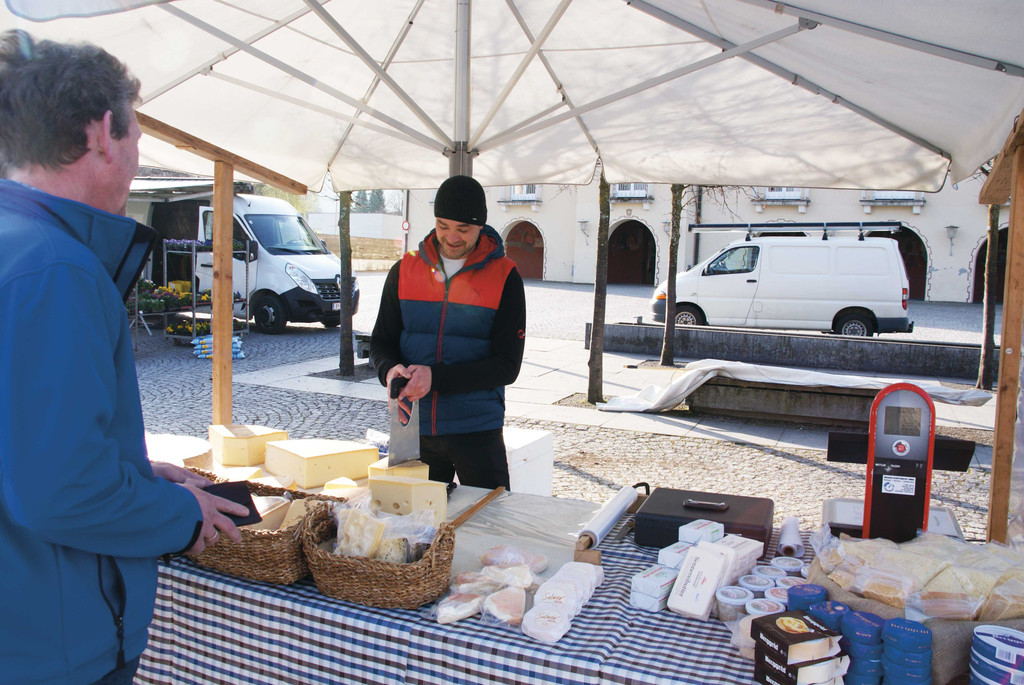 Wochenmarkt_2017-03-25_DSC03809_CMYK_vol_at.jpg