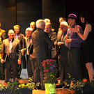DSC_0172 Obmann  A_Bolter ehrt Werner G__chter u_Josef Kr__utler f__r 50-j__hrige S__ngert__tigkeit.JPG