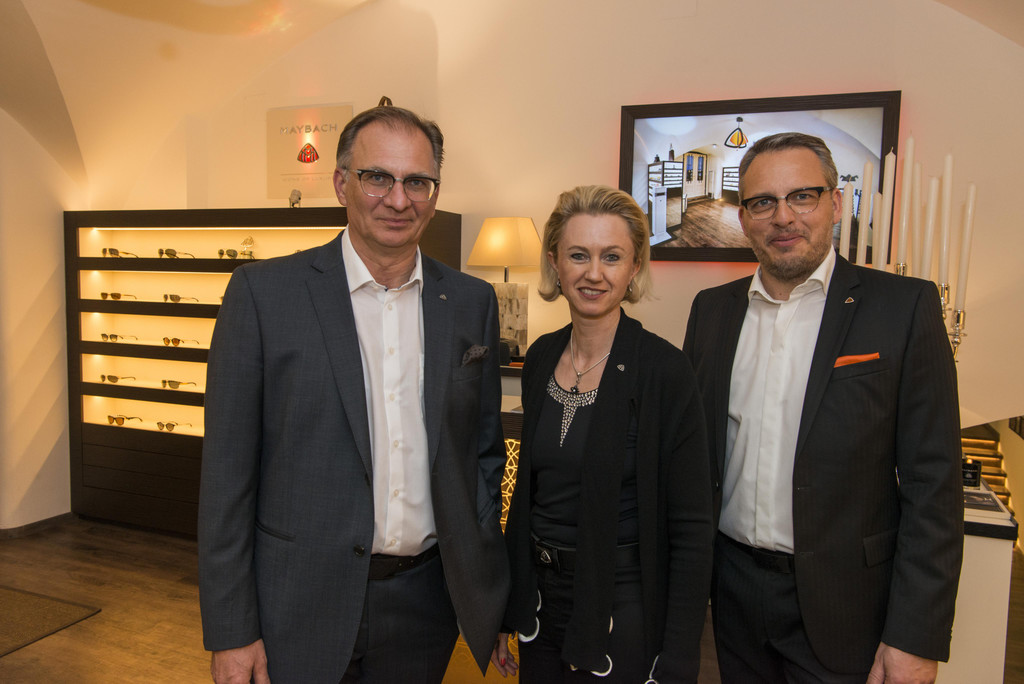 vlnr_Wolfgang Dworschak_Jutta Kahlbetzer_Wolfgang Thelen__c_ Image by MAYBACH - ICONS OF LUXURY.JPG