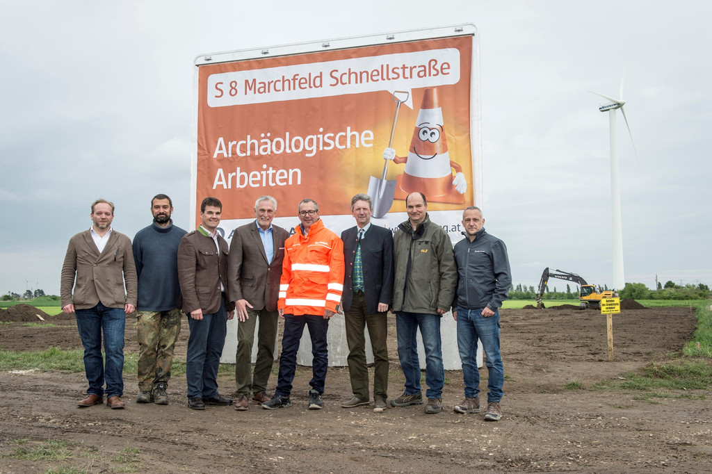 ASFINAG S 8 Arch_ Grabungen1.jpg