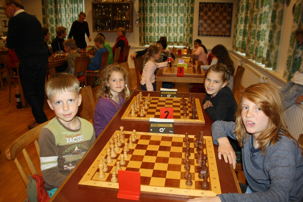 Schach NACHWUCHS Abschlussturnier SPIEL 28-04-2107 _5_.JPG
