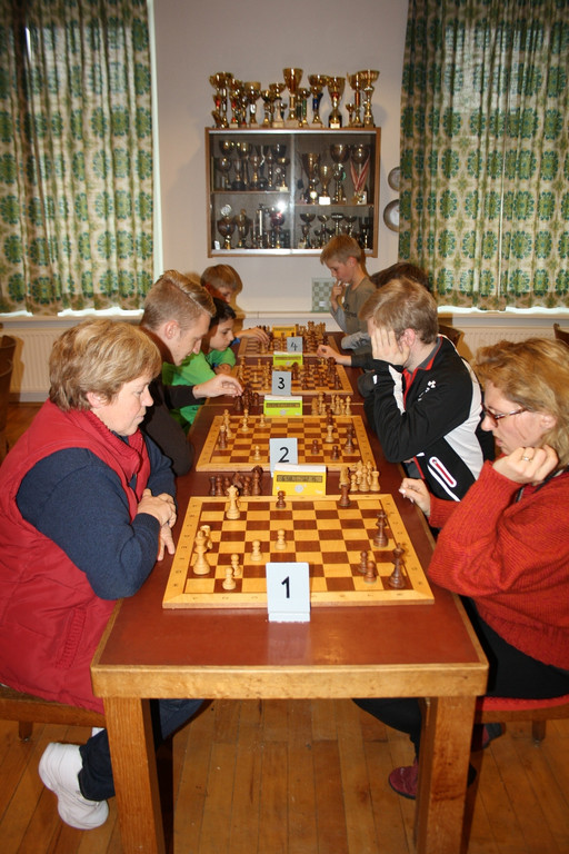 Schach NACHWUCHS Abschlussturnier SPIEL 28-04-2107 _20_.JPG