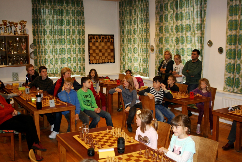 Schach NACHWUCHS Abschlussturnier Siegerehrung 28-04-2017 _1_.JPG