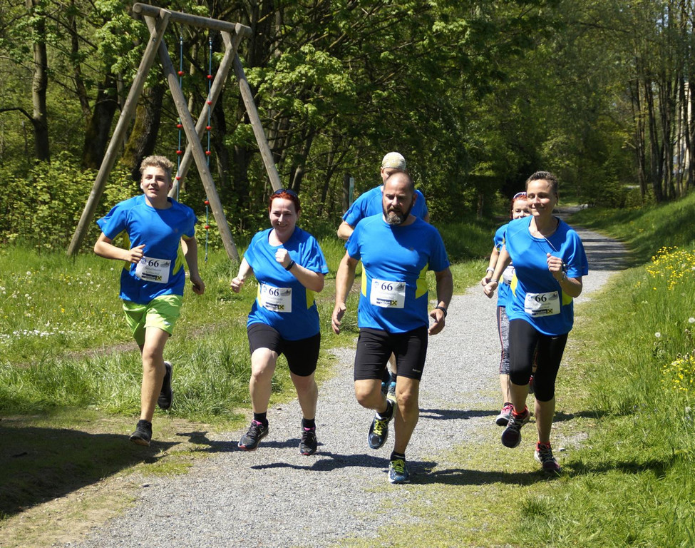 LaufTreff Loufaund Healfa Lauf mit FOTOS 2016 _3_.JPG