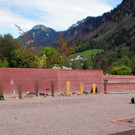 Reihe von Kindergr__bern.JPG