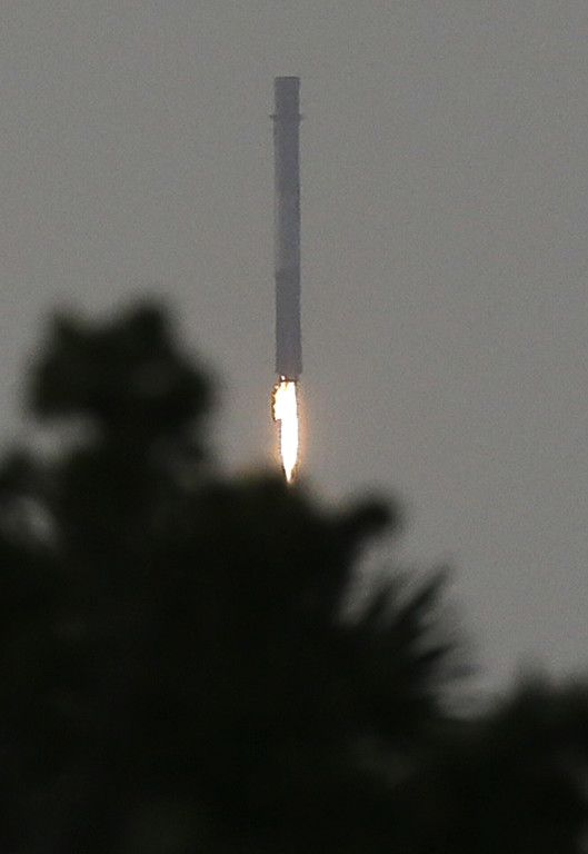 SpaceX_Launch_65766.jpg
