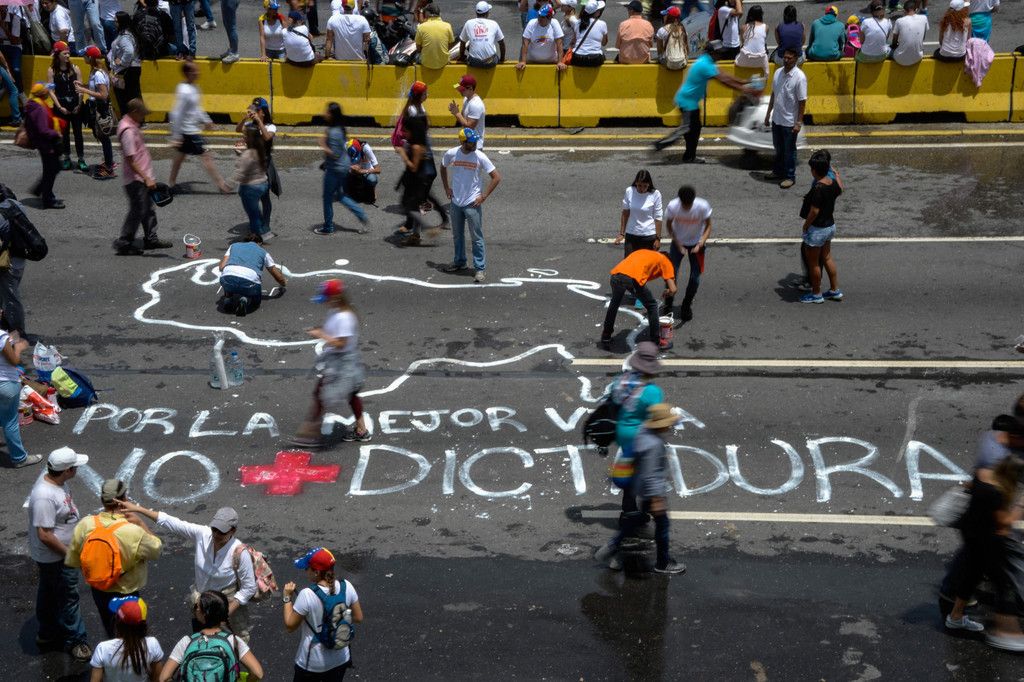 AFP_OF7R3.jpg
