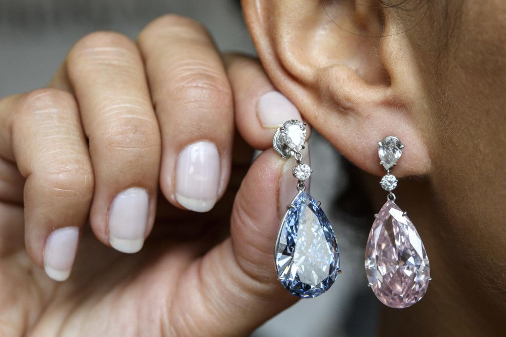 Switzerland_Diamond_Auction_58551.jpg