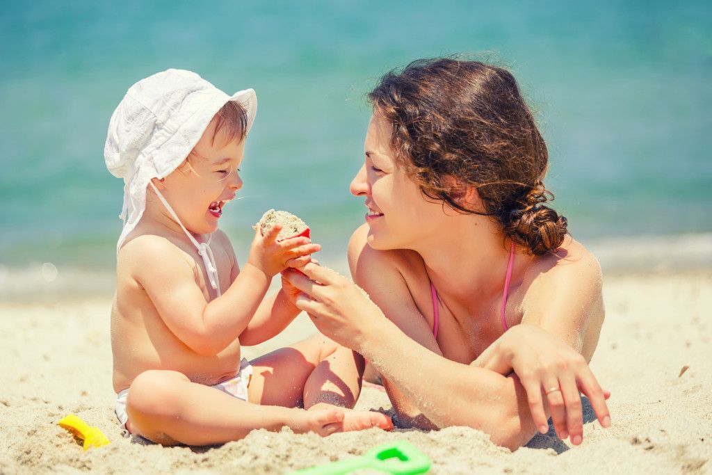 2_Pampers_Splashers_Strand.jpg
