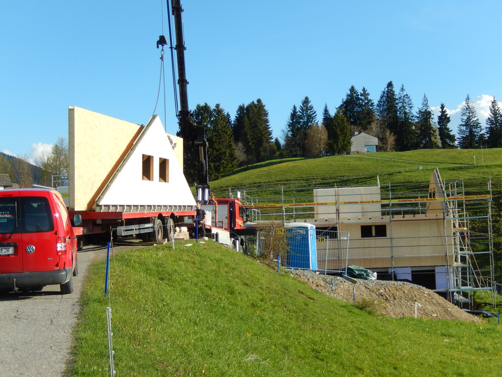 KOE_Pfadihu__tte Furx Stand Mai 6.jpg