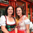 Er__ffnung Gemeindezentrum Innerbraz Gemeindesekret__rinnen Susanne und Michaela _1_.jpg
