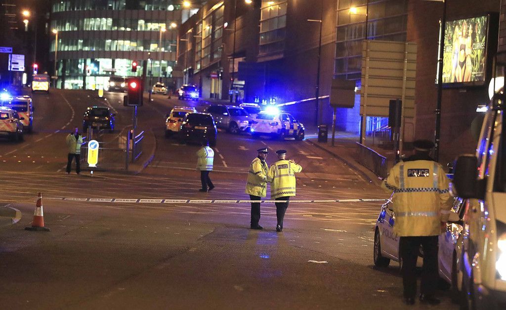 Britain_Ariana_Grande_Concert_Blast_01339.jpg