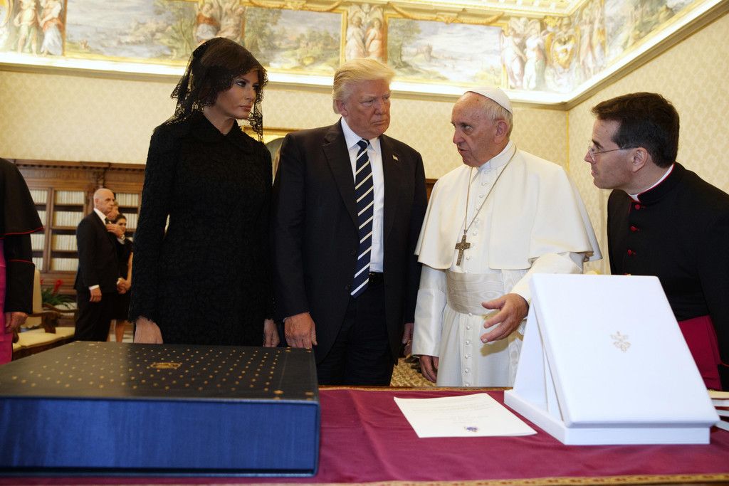 Trump_Pope_Francis_74224.jpg