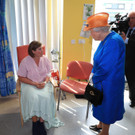 Queen Elizabeth II. besucht Terror-Opfer im Krankenhaus