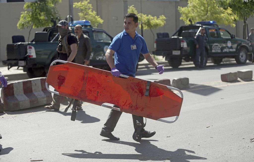 APTOPIX_Afghanistan_Suicide_Attack_62804.jpg