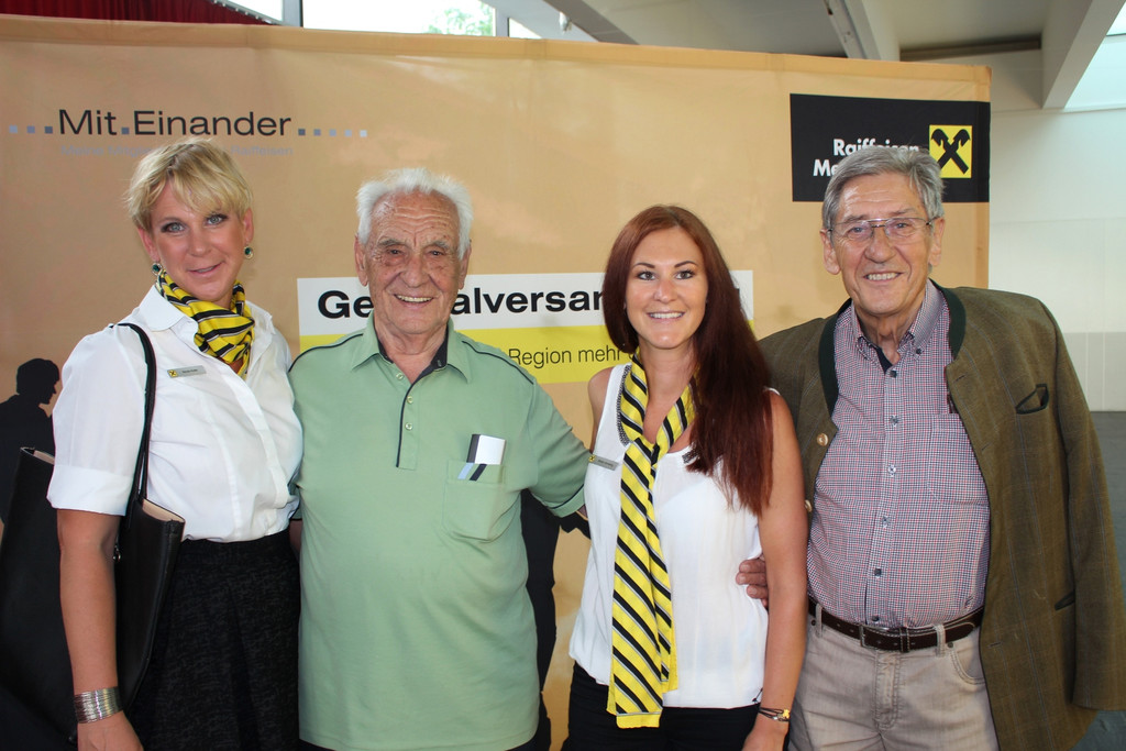 Raiffeisen GV D Menschen 01-06-2017 _6_.JPG