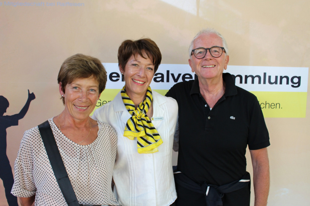 Raiffeisen GV D Menschen 01-06-2017 _13_.JPG