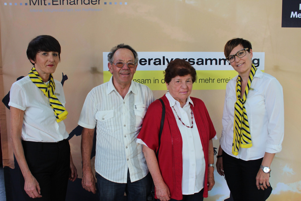 Raiffeisen GV D Menschen 01-06-2017 _27_.JPG