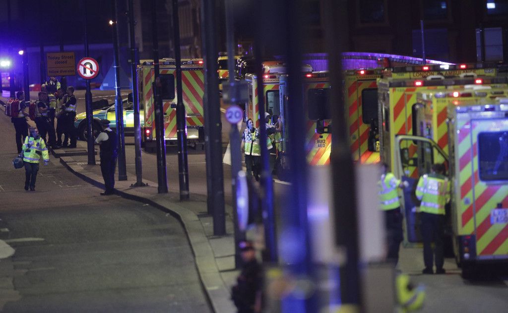 Britain_London_Bridge_incident_56791.jpg
