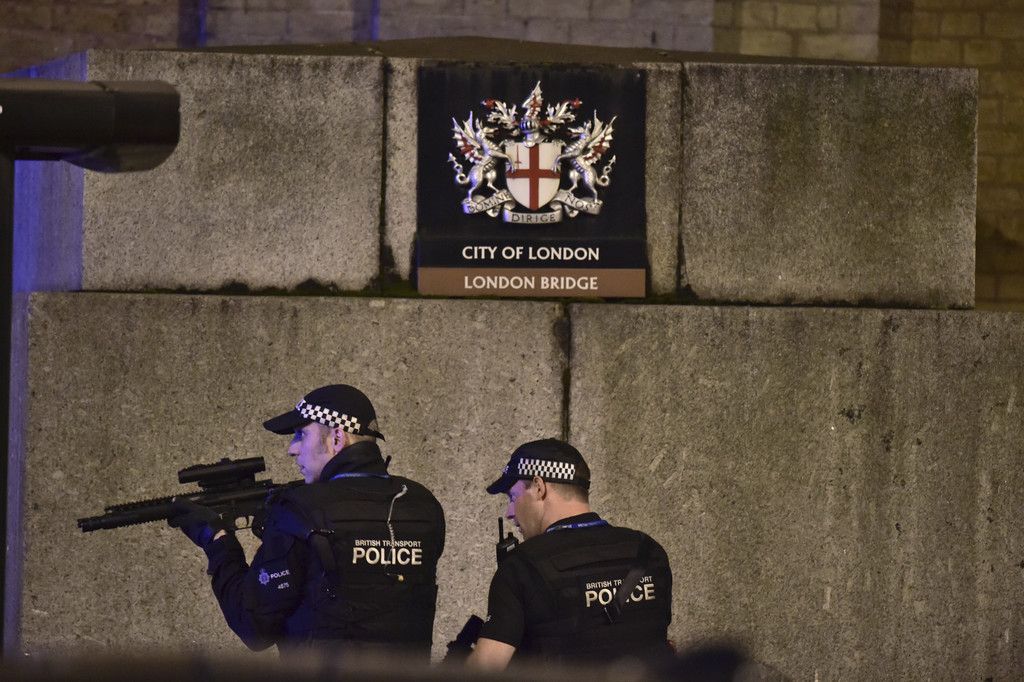 Britain_London_Bridge_incident_32966.jpg