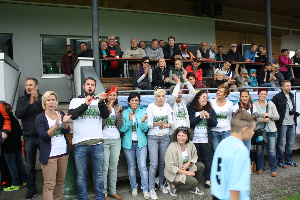Fu__ball Sch__lerliga FINALE D Publikum 07-06-2017 _10_.JPG