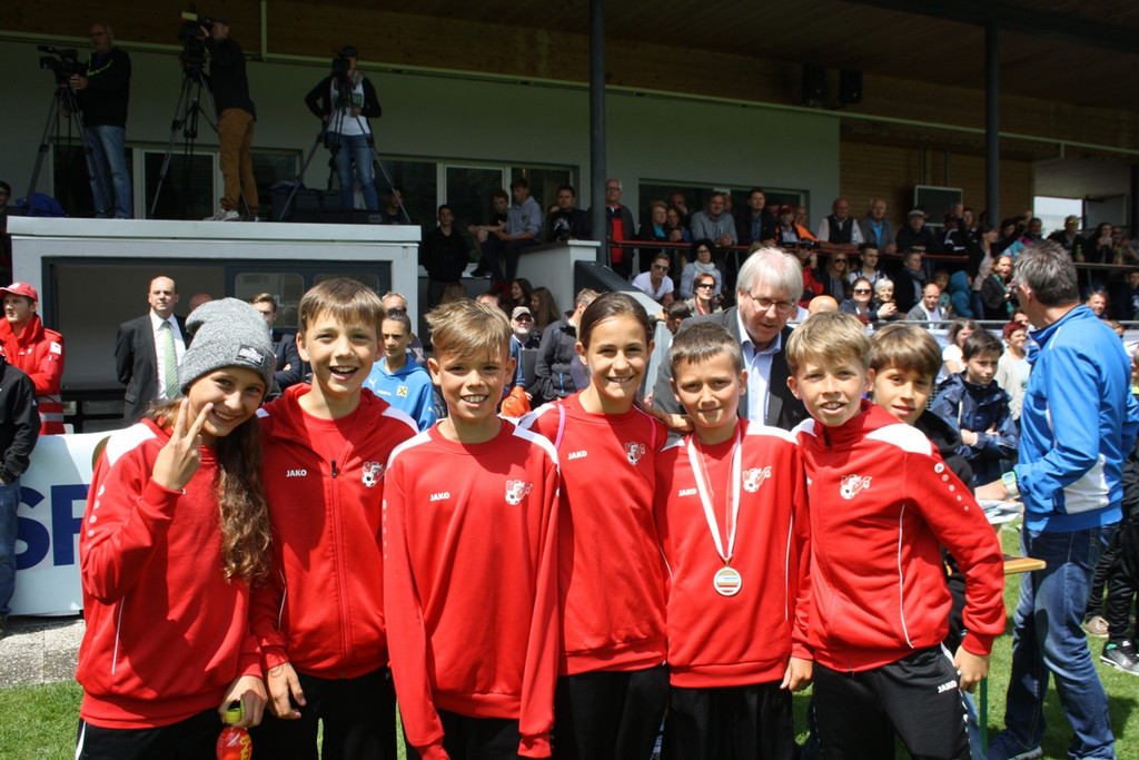 Fu__ball Sch__lerliga FINALE D Publikum 07-06-2017 _4_.JPG
