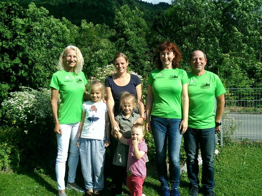 LaufTreff Helferfestle D Scheck __bergabe Beate Jochum 09-06-2017.jpg